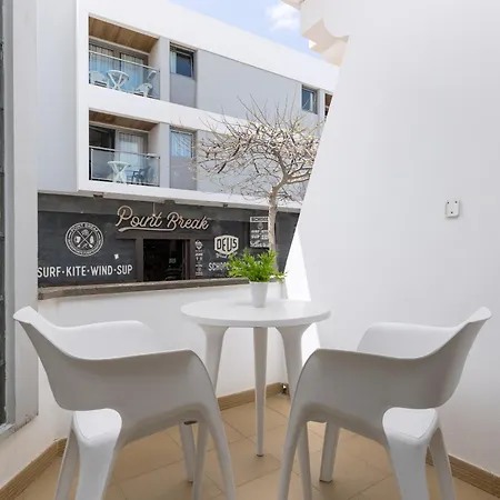 Home2book Cozy Duplex Steps From The Ocean Corralejo