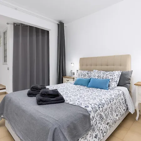 Apartament Home2book Charming Duplex Near *